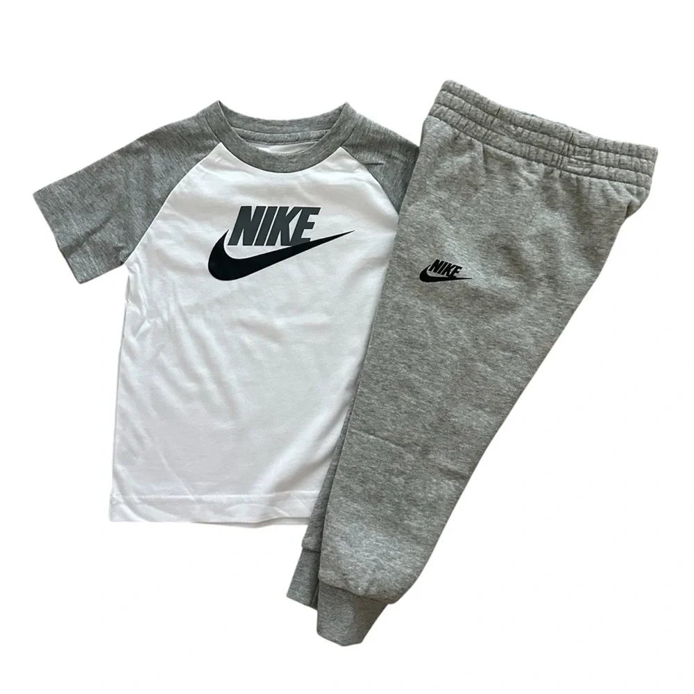 Nike Short Sleeve Raglan Tee & Jogger Pants Boys Size 3T NWT